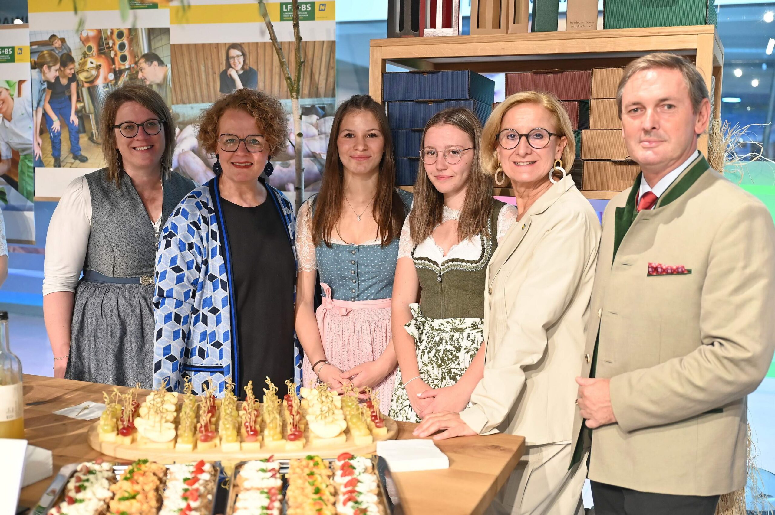 Neuer Landhauskeller im Regierungsviertel eröffnet