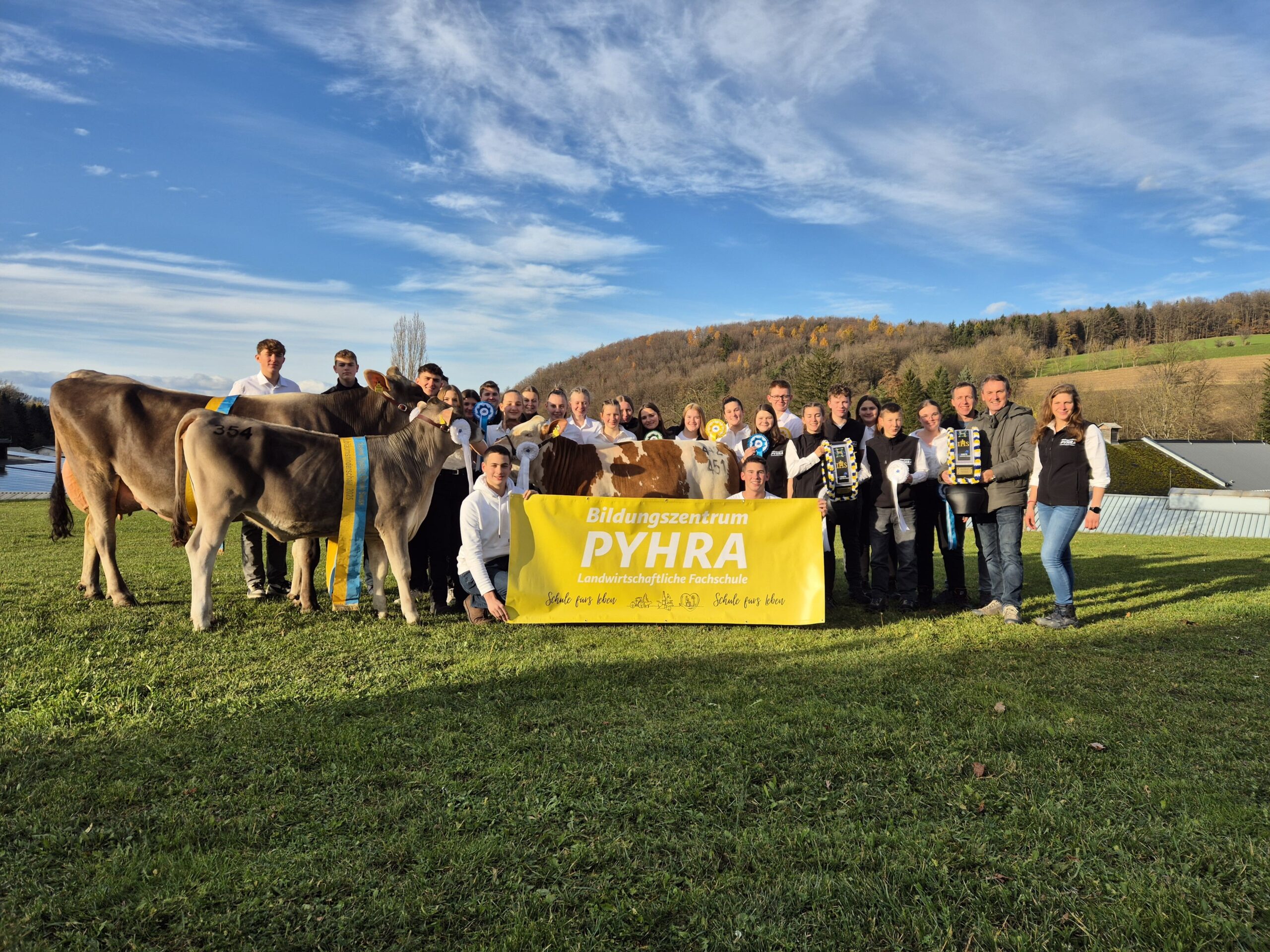 Erfolgreiches Wochenende für das Bildungszentrum Pyhra beim Jungzüchterchampionat und der Jubiläumsrinderschau in der Berglandhalle
