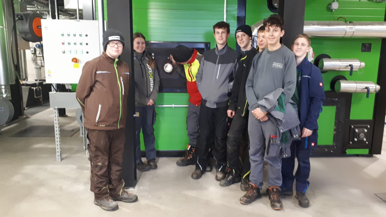 Lehrausgang ins Biomasse-Fernheizwerk Pyhra