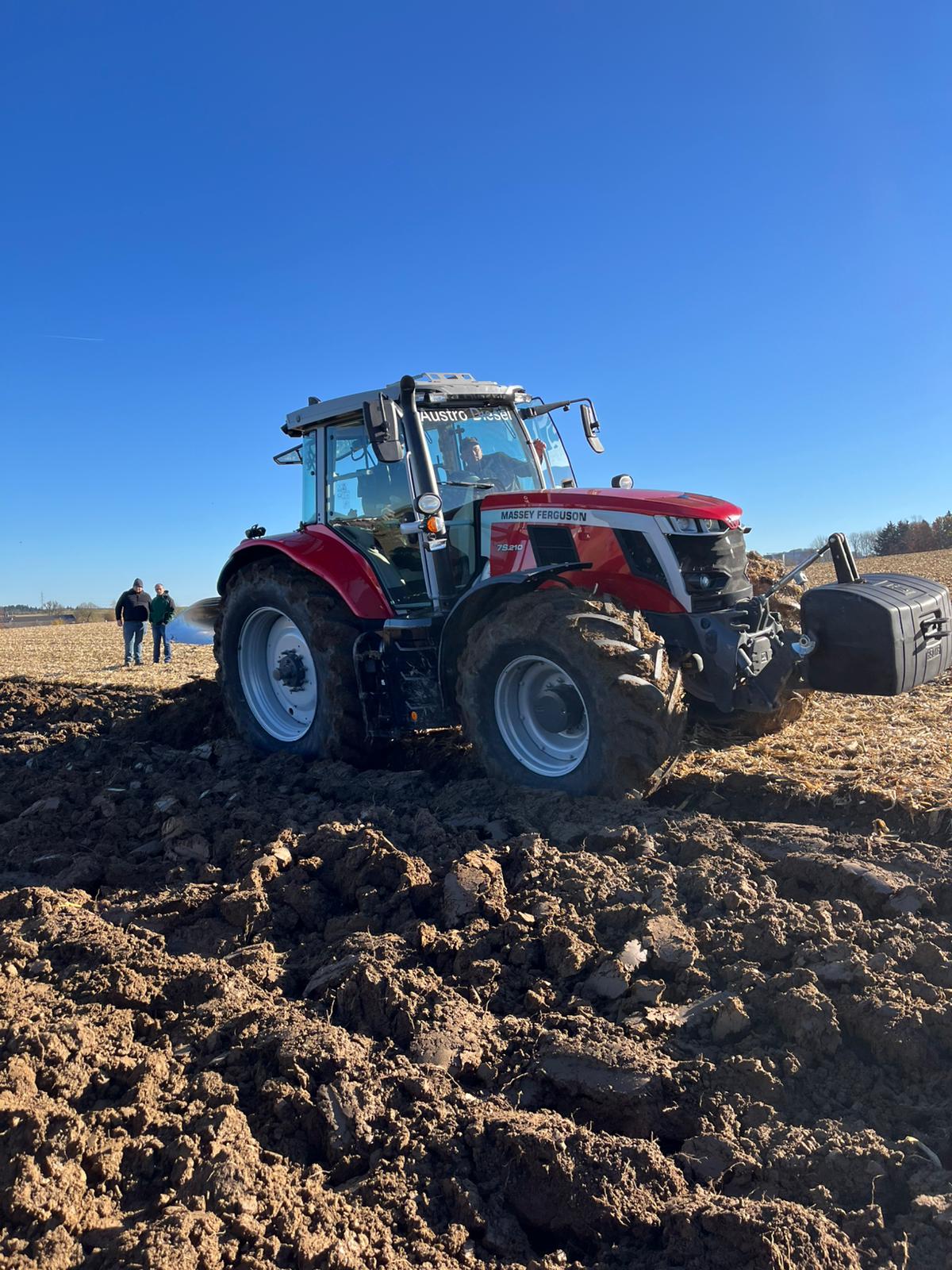 PHOTO-2025-11-11-15-17-41