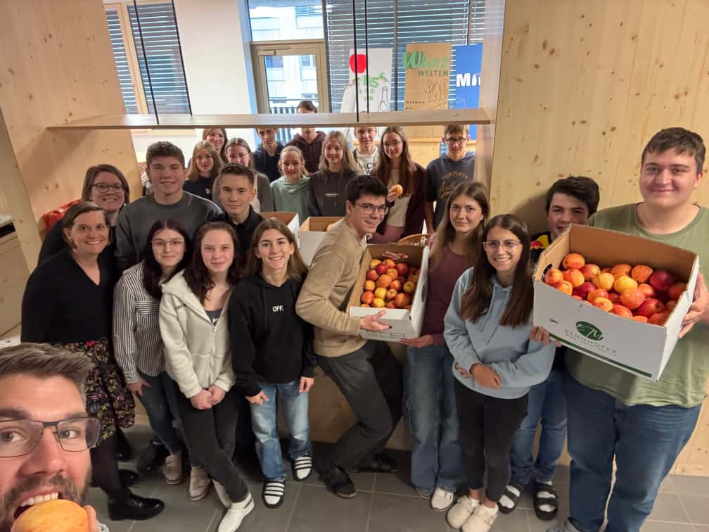 Tag des Apfels an der LFS Pyhra: Schüler:innen setzen ein starkes Zeichen für Regionalität und Obstkultur