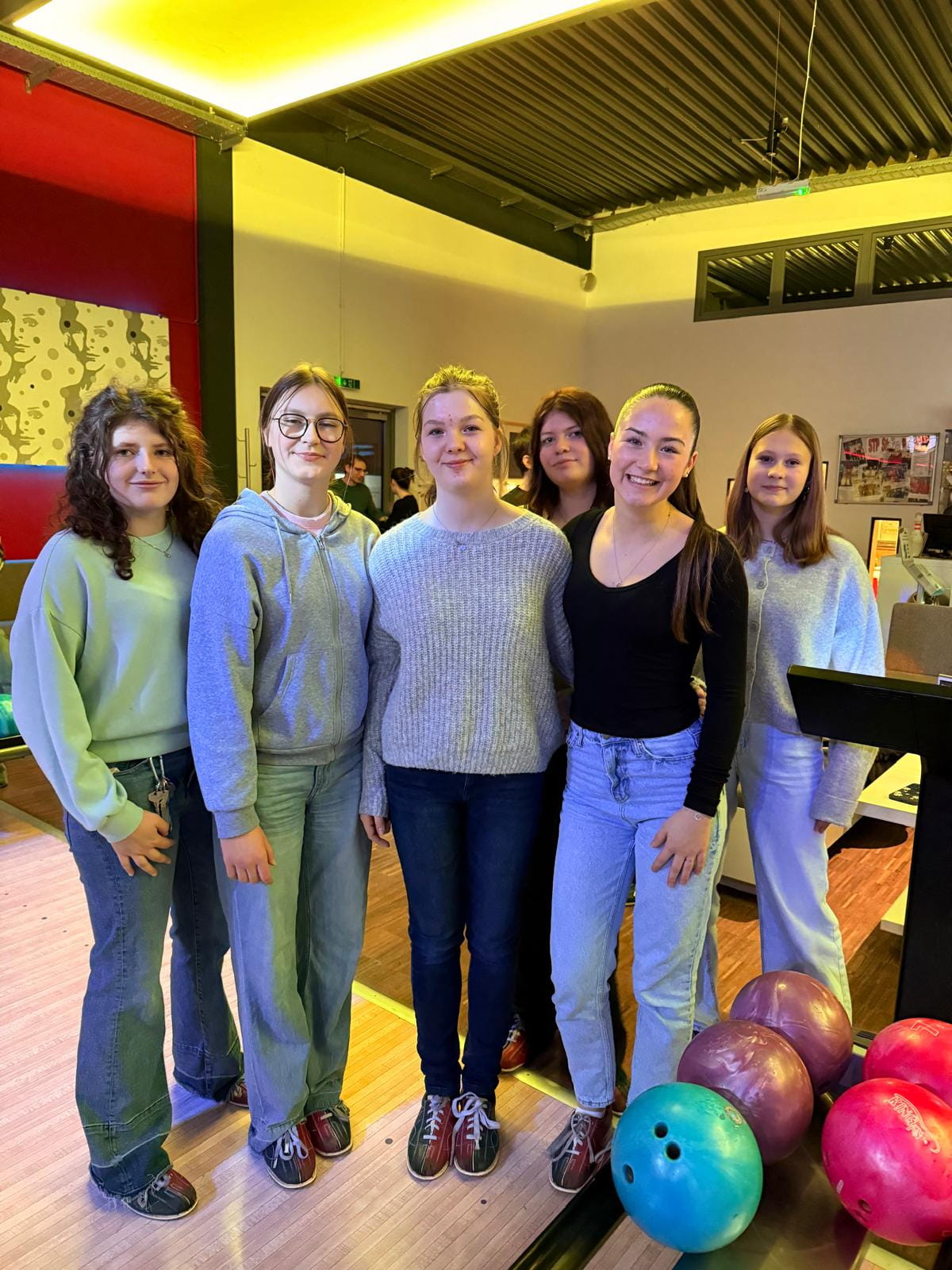 Bild 2 (8) Bild 2 (8)