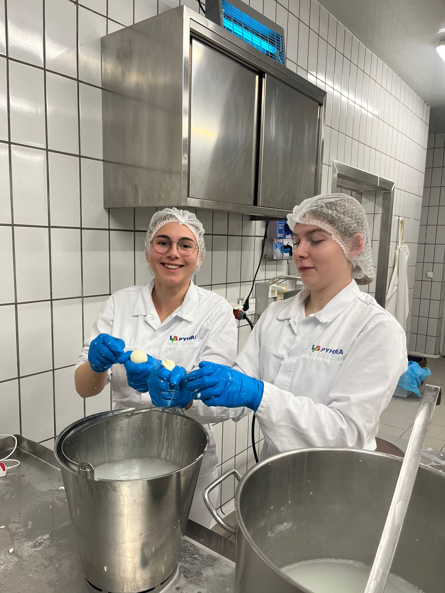 Praktischer Unterricht in der Milchverarbeitung